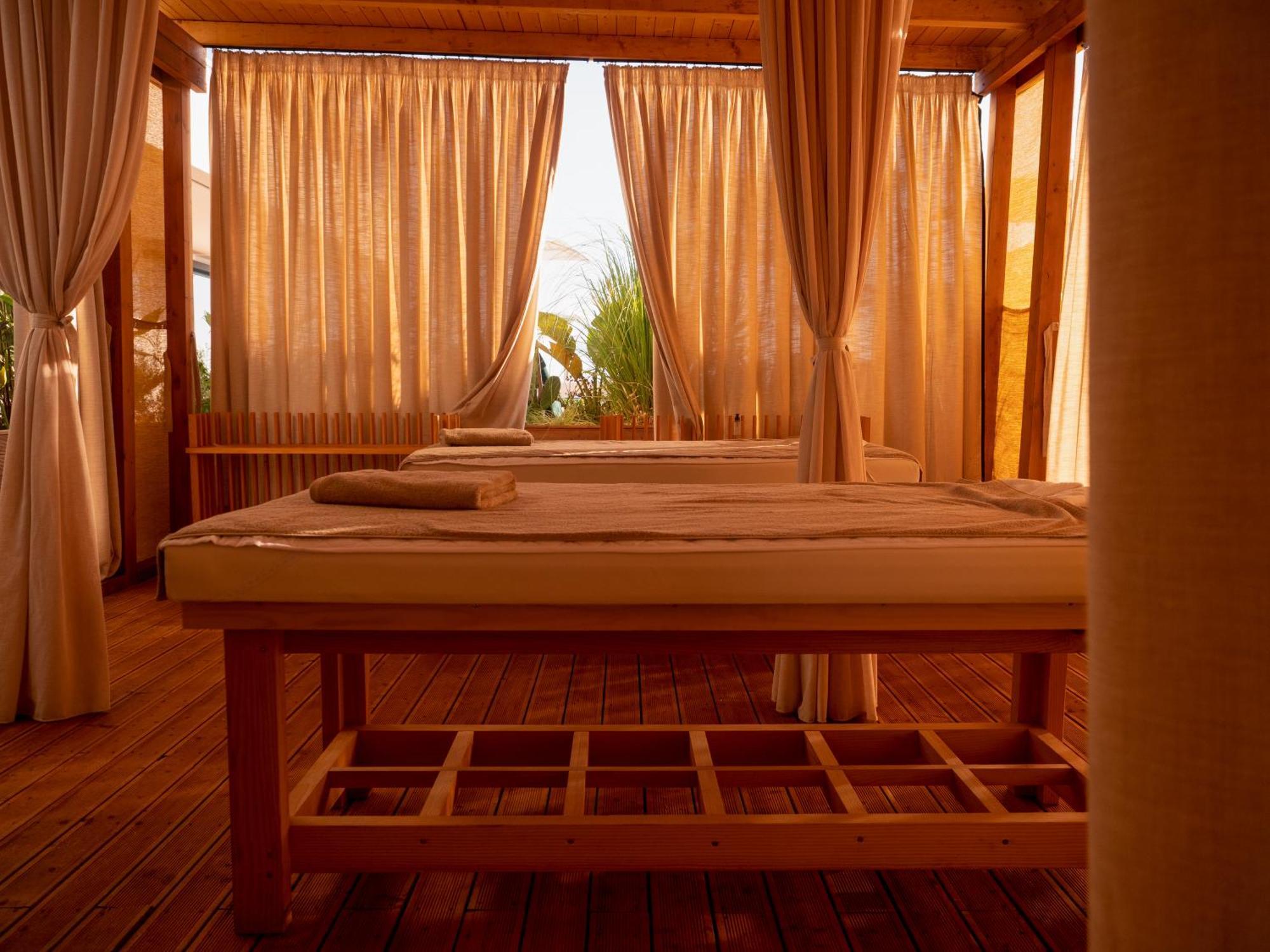 La Brisa Boutique Hotel Dhërmi 外观 照片